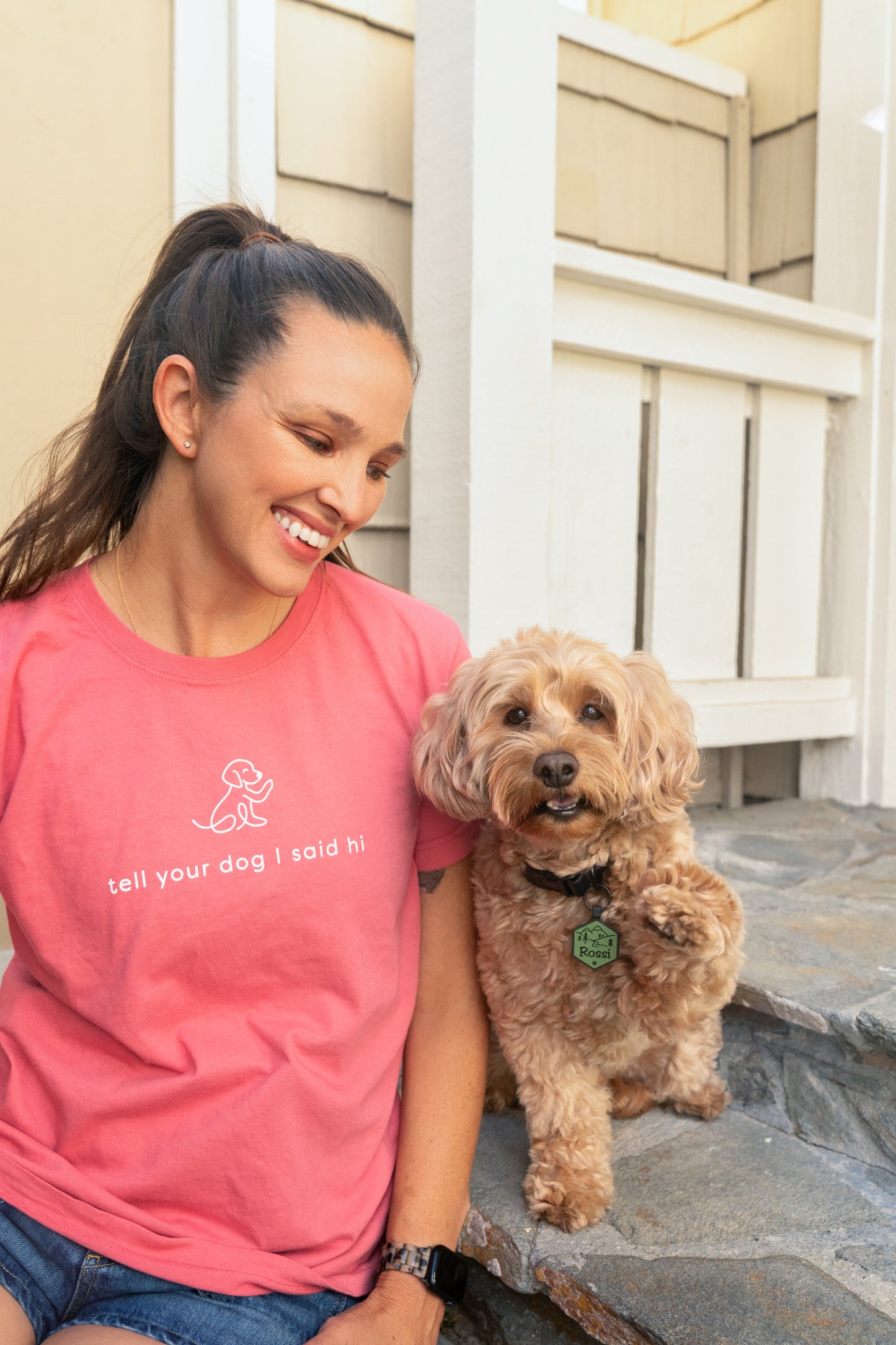 Waving Dog Tee - Pink